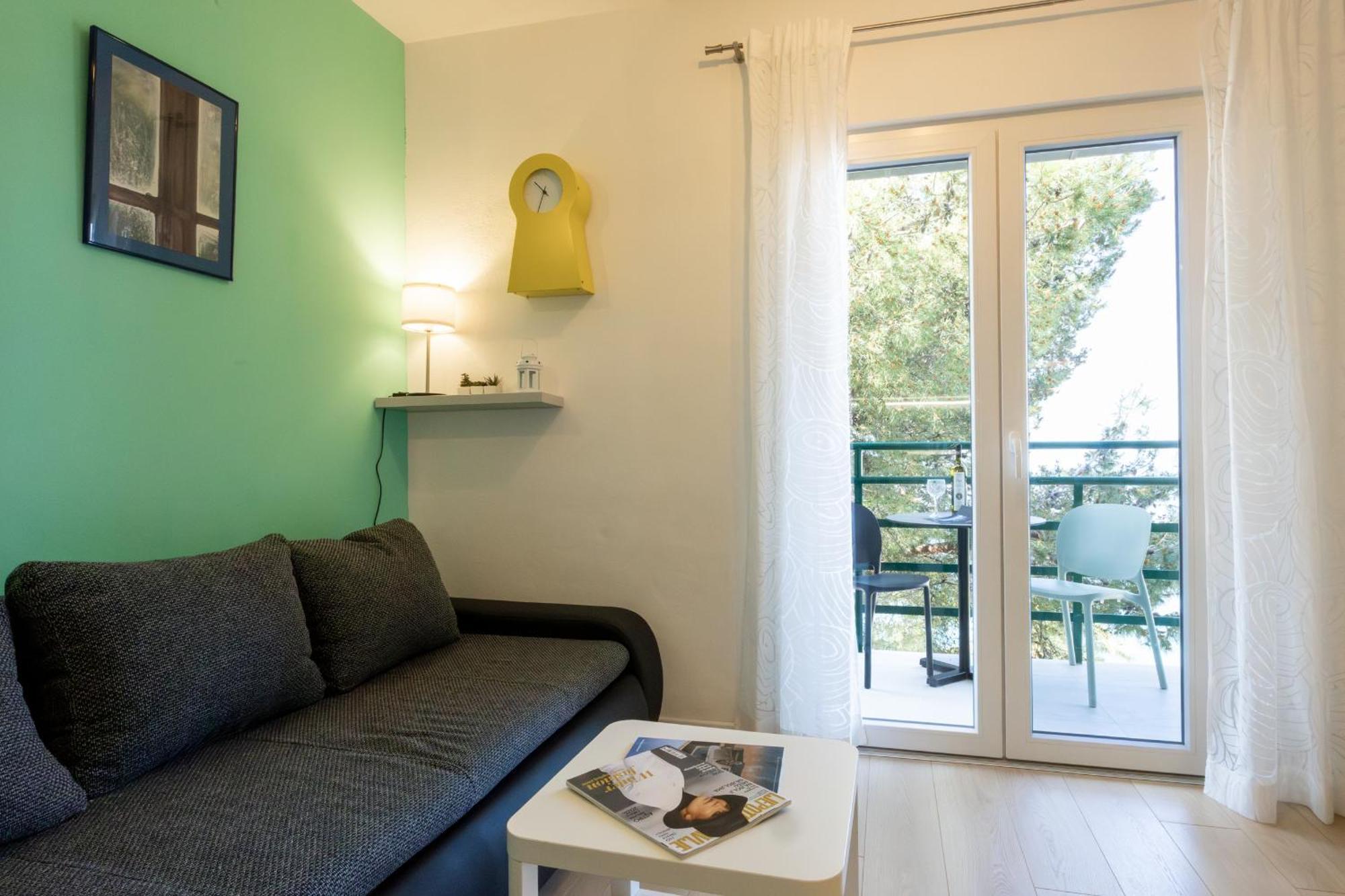 Apartments Krzanic Podgora Exterior foto
